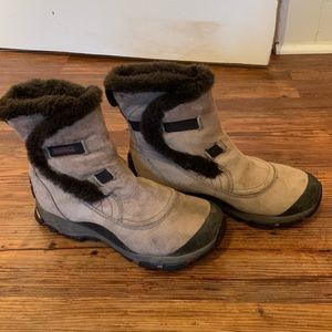 Merrell Boots size 8.5